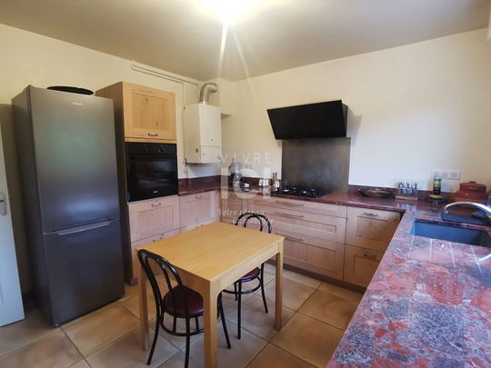 Location Maison 4 pièces 98m² - Photo 1