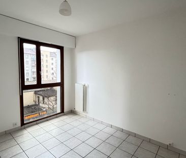 Location Appartement 4 pièces 87m² - Photo 6