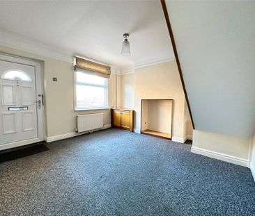 2 bedroom terraced house to rent - Photo 3