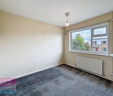 2 bedroom semi-detached bungalow to rent - Photo 2