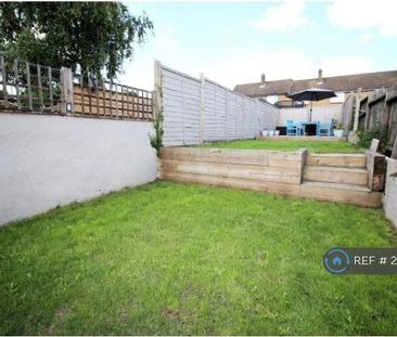 2 bedroom terraced house to rent - Photo 3