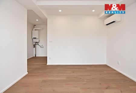 Pronájem bytu 1+kk a garsoniéry 35 m² - Photo 2