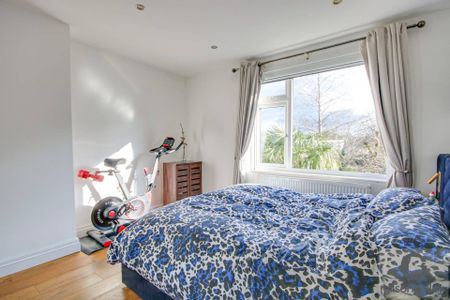 Plumstead Road, Norwich - Photo 2