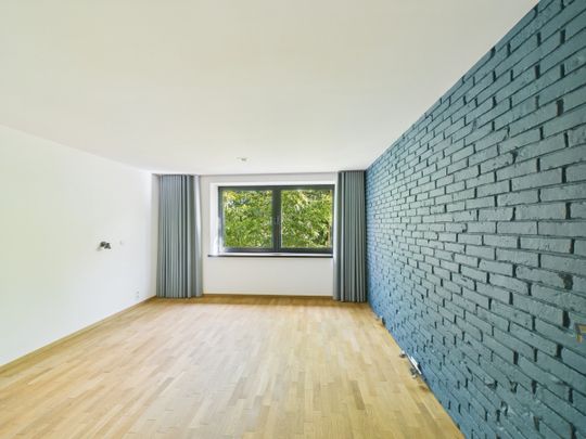 Blisko centrum, pośród zieleni. - Photo 1