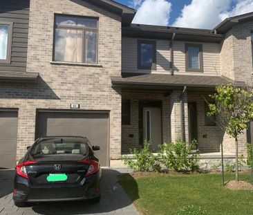 For Lease - 2070 Meadowgate Boulevard Unit# 84, London South, Ontario - Photo 4