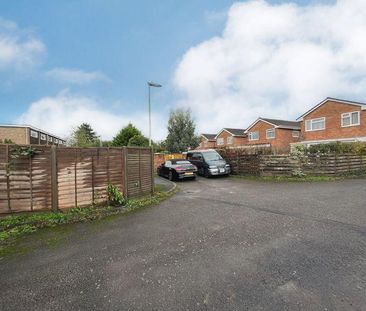 3 bedroom semi-detached house to rent - Photo 6
