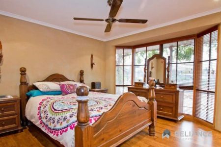 “3-Bedroom Home in the Heart of Werribee” - Photo 3