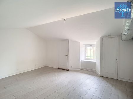 Apartment - Photo 3