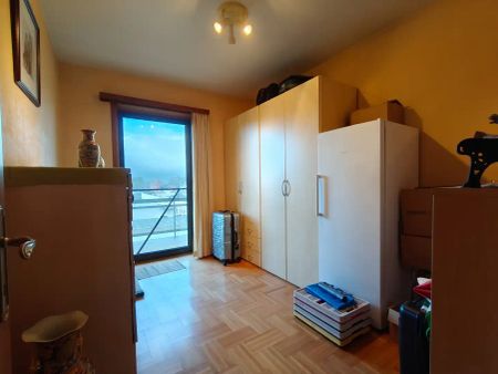 Ruim appartement met terras te Lokeren - Foto 5