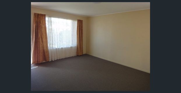 For Rent: Renovated 2-Bedroom Unit in a Quiet, Convenient Location - Photo 1