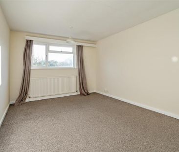 3 bedroom detached house to rent - Photo 4