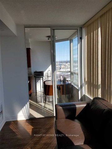 For Lease - 120 Promenade Circle Unit# 1001, Vaughan, Ontario - Photo 2