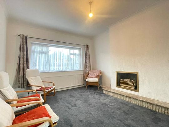 5 bedroom detached house to rent - Photo 1