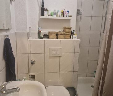 gemütliche 2 Zimmer Wohnung mit Balkon ins Grüne Königgrätzstr - Photo 1