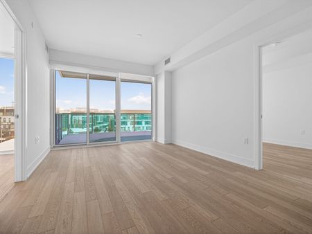 For Lease - 333 Sunseeker Avenue Unit# 518, Innisfil, Ontario - Photo 5