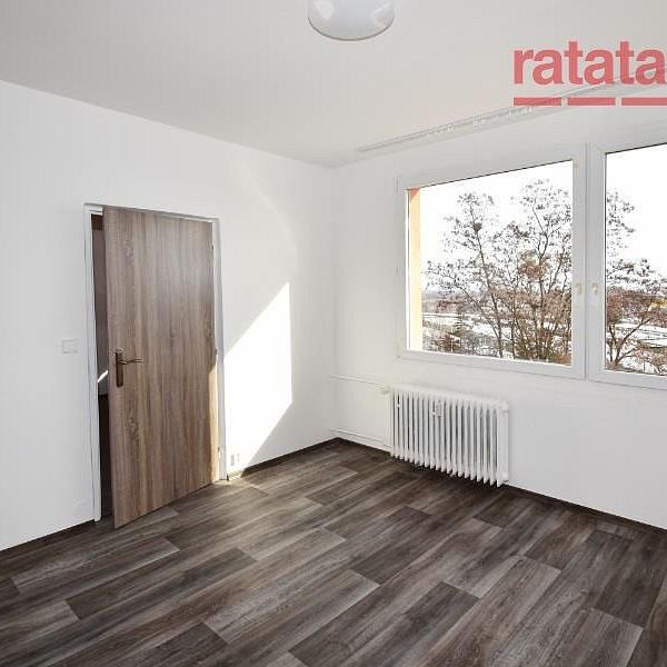 Pronájem bytu 1+1 35 m² - Photo 1