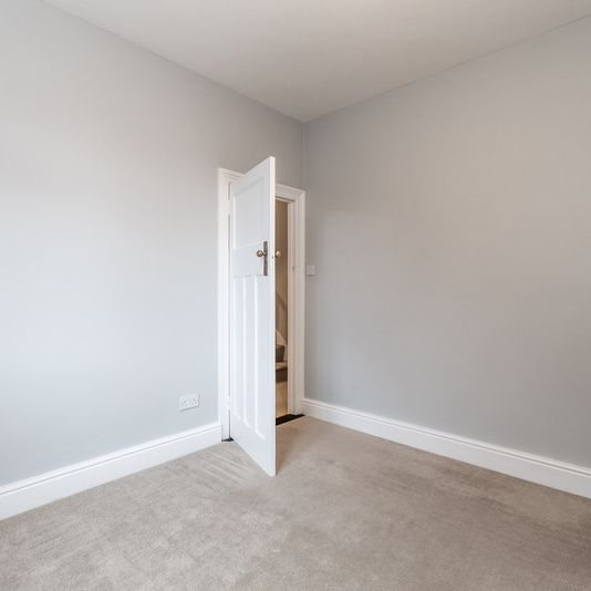 73 NEWTOWN AVENUE, BLACKROCK, CO. DUBLIN, A94 C9K1 - Photo 1
