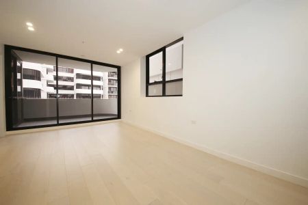 “Quiet Garden-Facing One Bedroom Apartment” - Photo 4