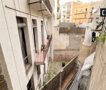 Barcelona - Photo 3