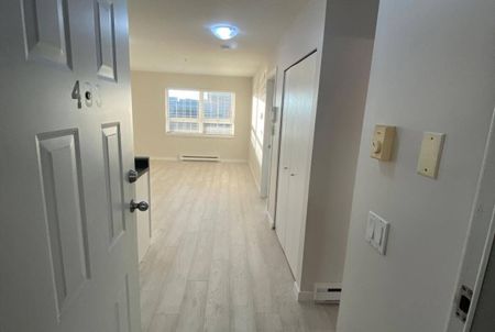 #403-121 East 12th Street, North Vancouver - Photo 4