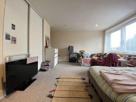 Great Ormes, Prospect Place, Cardiff Bay - Photo 2