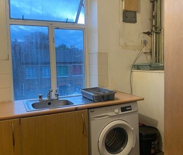 Room in a Shared Flat, Knights Hill, SE27 - Photo 3
