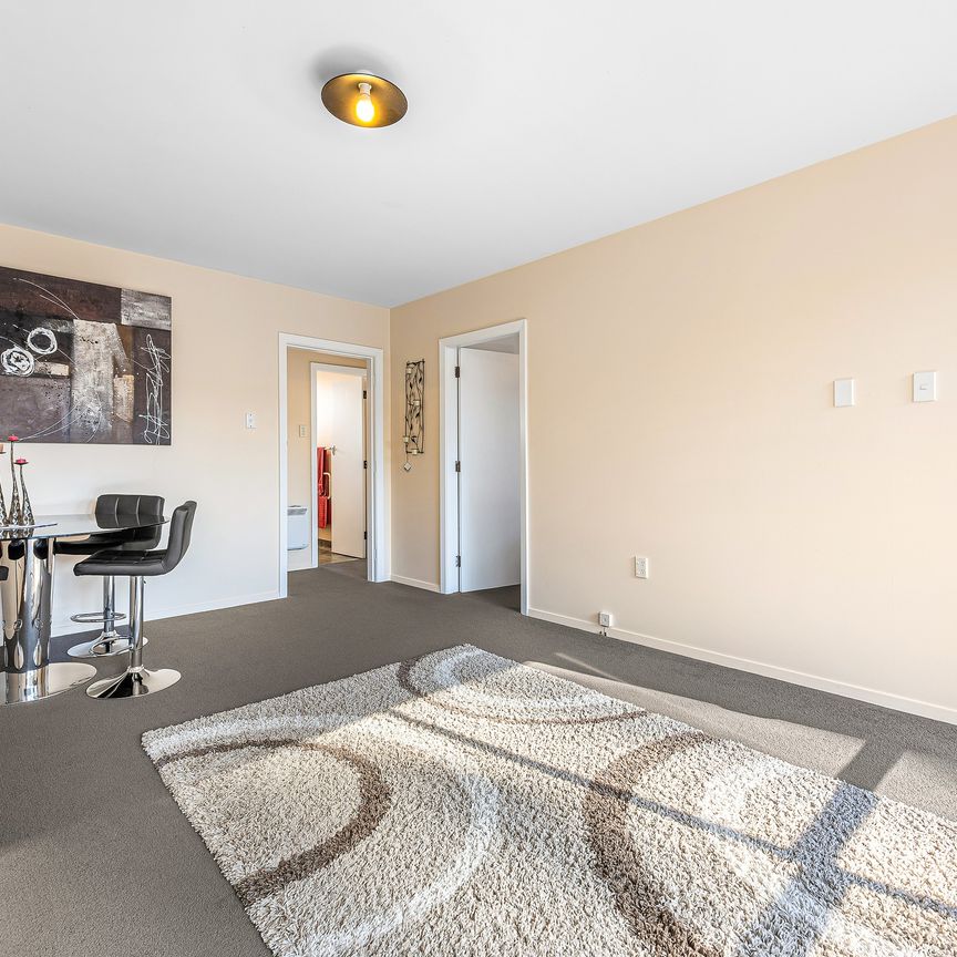 41B Burnett Street - Photo 1