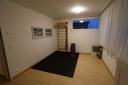 APPARTEMENT DE 3 PIÈCES À CHAM (ZG), MEUBLÉ, TEMPORAIRE - Foto 4