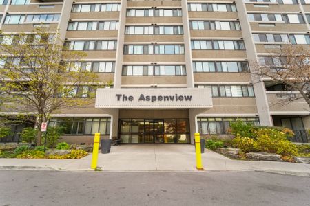 For Lease - 50 Elm Drive Unit# 1706, Mississauga, Ontario - Photo 3