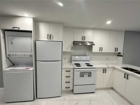 For Lease - 41 Paisley Green Avenue, Caledon, Ontario - Photo 3