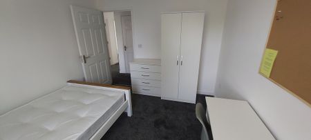 2 Bed Student Accommodation - Photo 5