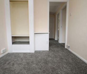 3 bedroom end of terrace house to rent - Photo 1