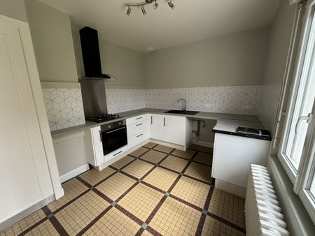 Location Maison 3 pièces 70m² SABLE SUR SARTHE 72300 - Photo 4