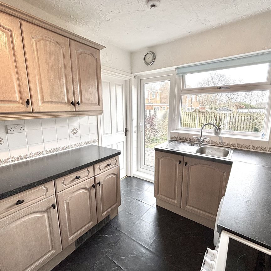 Toll Bar Road, Gleadless, Sheffield, S12 - Photo 1