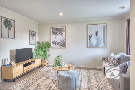 SPACIOUS 4 BEDROOM FAMILY HOME - Photo 2