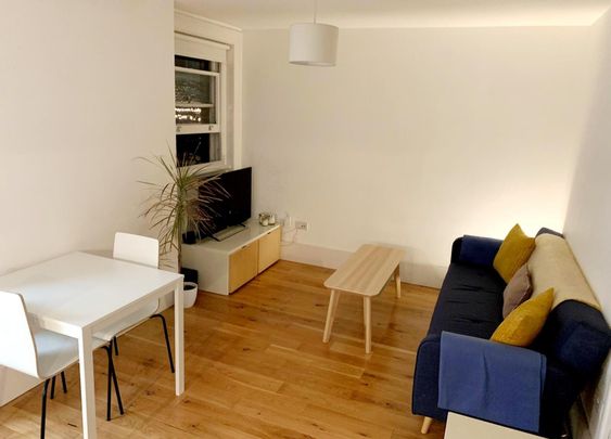 Addison Bridge Place, . - Photo 1