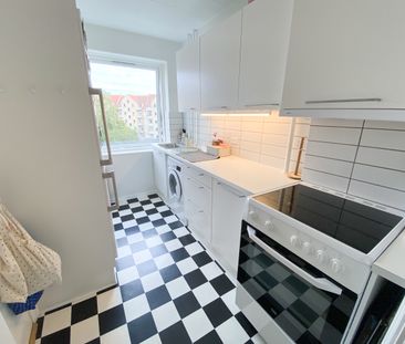 Skøn 2-værelses lejlighed med altan - Photo 4