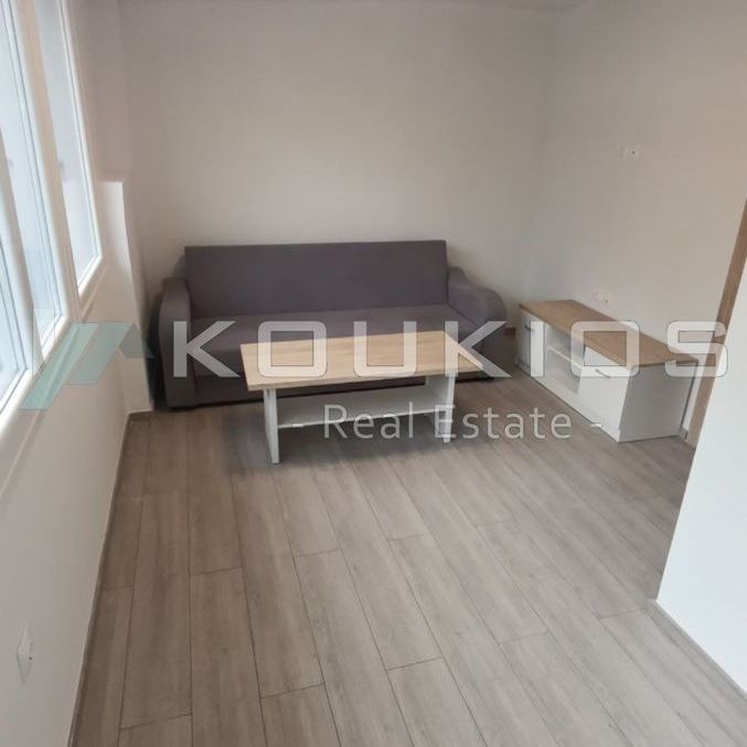 Studio/Γκαρσονιέρα για ενοικίαση - Χαριλάου, - Photo 1