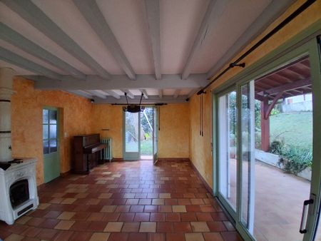 Location Maison 6 pièces 165m² ST PIERRE D IRUBE 64990 - Photo 2