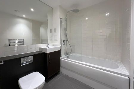 2 bedroom apartment to rent - Photo 5