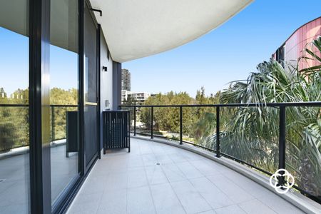 402/14 Hill Road, 2127, Wentworth Point Nsw - Photo 2