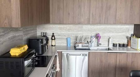 Elementum One bedroom Apartment with Carpark - Photo 2