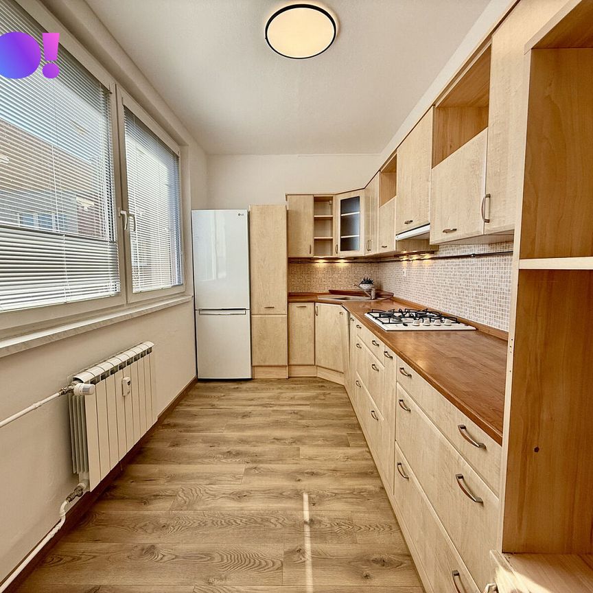 Pronájem bytu 3+1 69 m² - Photo 1