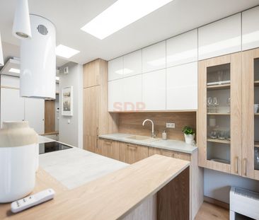 Komfortowe 2 -pokojowe mieszkanie| 55 m2| taras | Kępa Mieszczańska - Photo 2