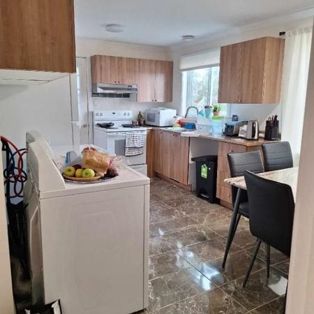 Libre imm Grand 5½ Rénové RDC 3plex @5mn Dix30 - Photo 3