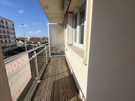 Location Appartement 4 pièces 62m² TROYES 10000 - Photo 2