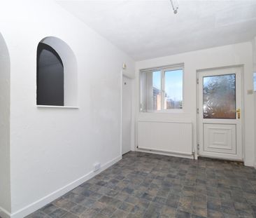 Denby Dale Road West, Calder Grove, Wakefield - Photo 5