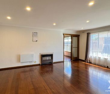 Peaceful Family Living Within Walking Distance to Hoppers Crossing ... - Photo 1