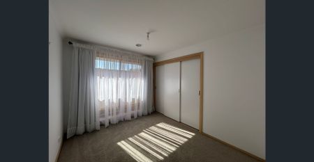 Large Family Home in Excellent Location - Photo 5