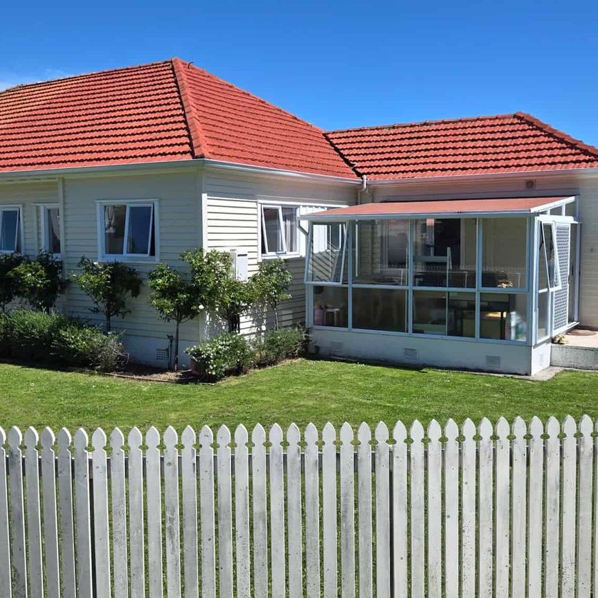 64 Athlone Crescent North, Avalon - Photo 1